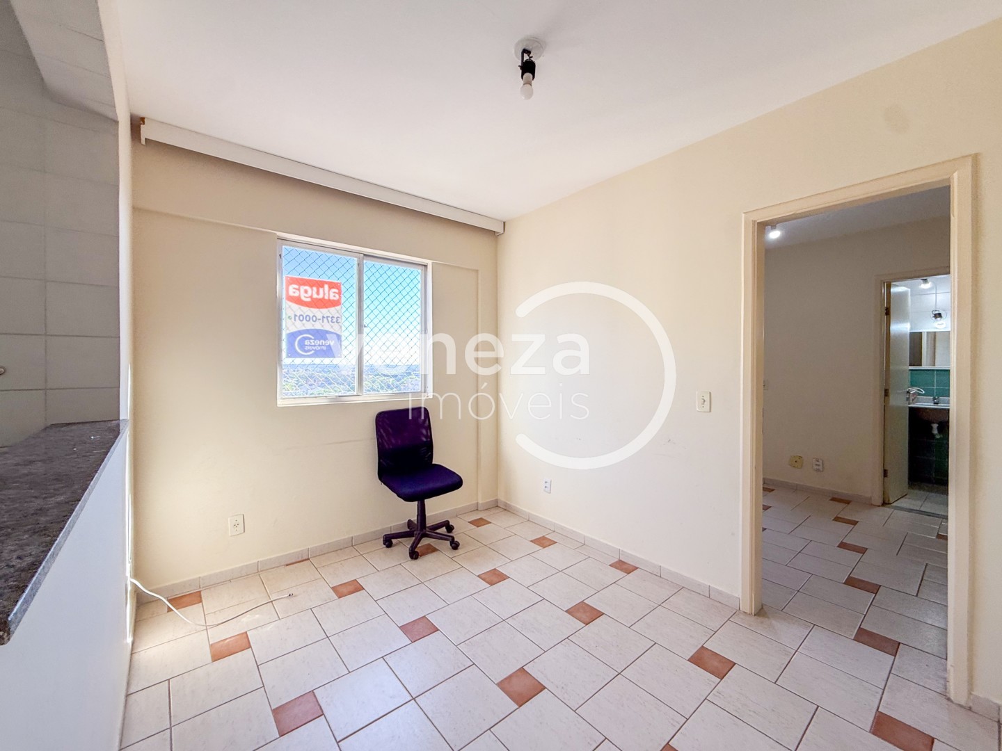 Apartamento para locacao no Centro em Londrina com 83,18m² por R$ 1.130 - Foto 2