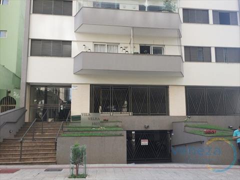 Apartamento para locacao no Centro em Londrina com 109,08m² por R$ 2.000,00