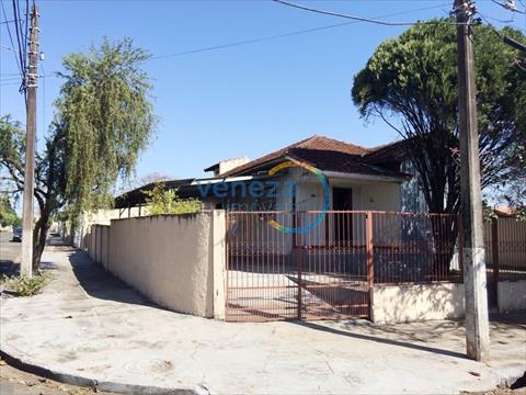 Casa Residencial para venda no Casoni em Londrina com 130m² por R$ 200.000,00