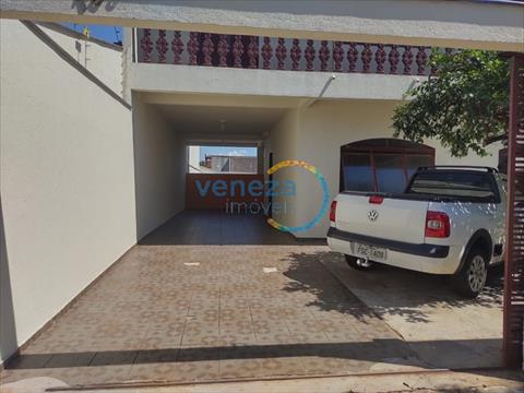 Casa Residencial para venda no Conjunto Maria Cecilia em Londrina com 256m² por R$ 500.000,00