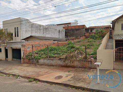 Terreno para venda no Hedy em Londrina com 240m² por R$ 220.000,00