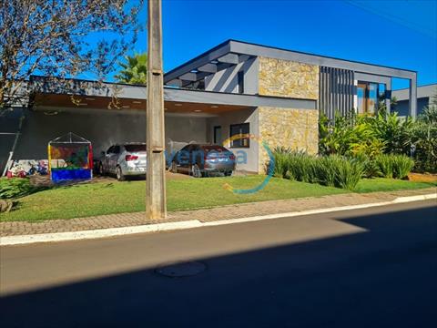 Casa Residencial para venda no Santa Adelaide em Cambe com 320m² por R$ 3.500.000,00