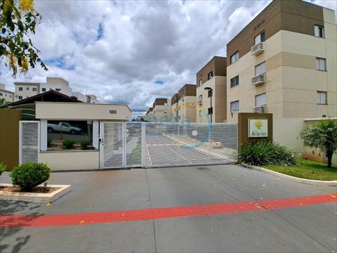 Apartamento para venda no Ouro Verde em Londrina com 78,77m² por R$ 170.000,00