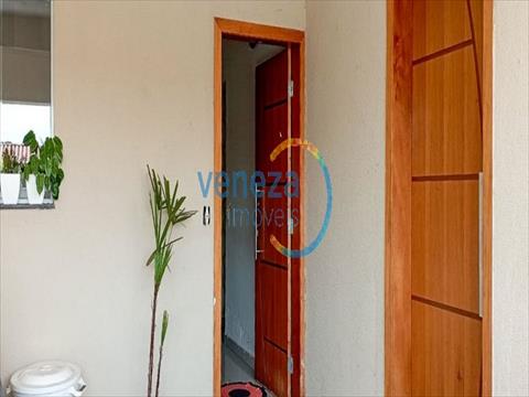 Casa Residencial para venda no Parque Residencial Liberdade em Londrina com 390m² por R$ 460.000,00