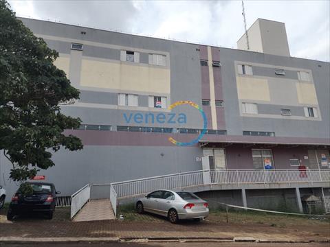Apartamento para locacao no Centro em Londrina com 40m² por R$ 975,00
