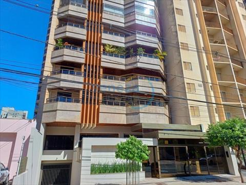 Apartamento para venda no Centro em Londrina com 310,74m² por R$ 870.000,00