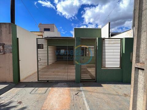 Casa Residencial para venda no Montecatini em Cambe com 65m² por R$ 300.000,00