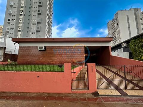 Casa Comercial para locacao no Centro em Londrina com 156m² por R$ 
                                                                                                                                                                                            10.000,00                                                                                            