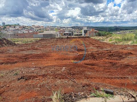 Terreno para venda no Conjunto Residencial Roberto Concei em Cambe com 500m² por R$
                                                                                                                                                300.000,00                                                                                                                                        