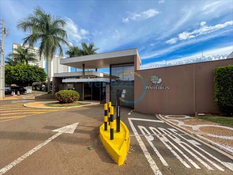 Casa Residencial para venda no Jamaica em Londrina com 147m² por R$
                                                                                                                                                750.000,00                                                                                                                                        
