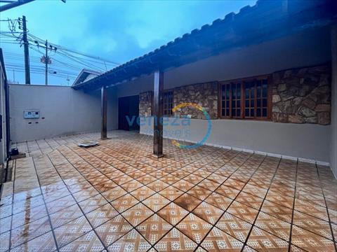Casa Residencial para venda no Luiz de Sa em Londrina com 200m² por R$ 300.000,00