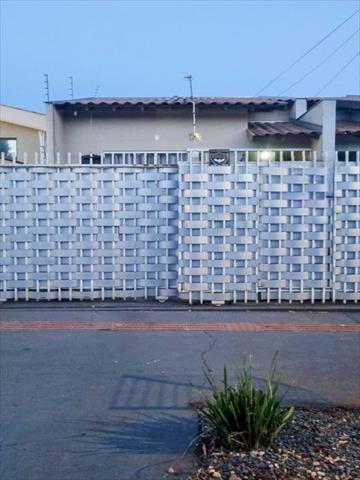 Casa Residencial para venda no Jardim das Palmeiras em Londrina com 76,9m² por R$ 200.000,00