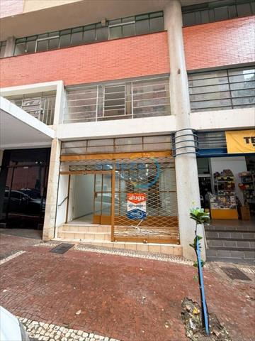 Loja para locacao no Centro em Londrina com 70m² por R$ 2.875,00