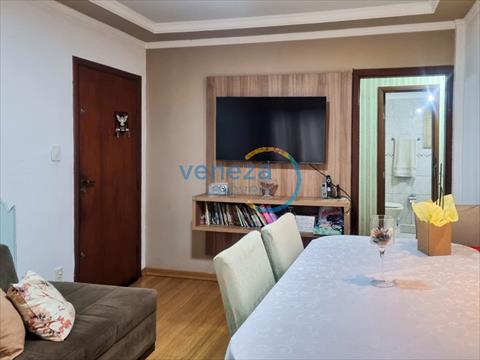 Apartamento para venda no Centro em Londrina com 67m² por R$ 238.000,00
