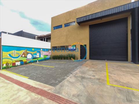 Barracão_salão_loja para venda no Portal de Versalhes em Londrina com 240m² por R$ 1.120.000,00