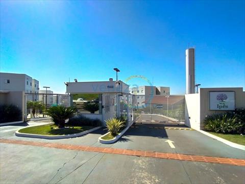 Apartamento para locacao no Ouro Verde em Londrina com 76,24m² por R$ 1.225,00