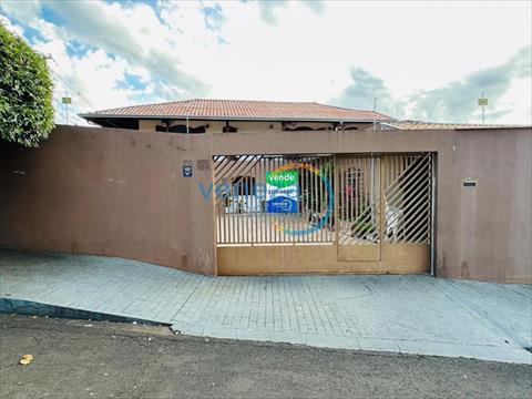 Casa Residencial para venda no Lindoia em Londrina com 237m² por R$ 795.000,00