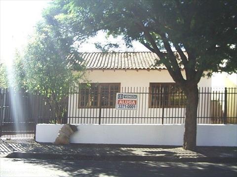 Casa Residencial para venda no Coliseu em Londrina com 118m² por R$ 450.000,00