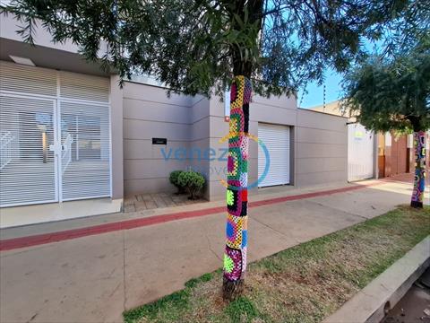 Apartamento para locacao no Brasil em Londrina com 110,91m² por R$ 2.625,00