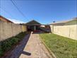 Casa Residencial para locação no bairro Vila Larsen 1 de Londrina com 90m<sup>2</sup> útil, 2 quartos, 3 vagas de garagem - Foto 19