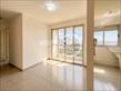 Apartamento para locação no bairro Aurora de Londrina com 69.82m<sup>2</sup> útil, 3 quartos, 1 vaga de garagem - Foto 2