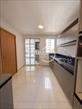 Apartamento para locação no bairro Gleba Palhano de Londrina com 136.74m<sup>2</sup> útil, 3 quartos, 2 vagas de garagem - Foto 14