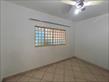 Casa Residencial para locação no bairro Industrial de Londrina com 212.49m<sup>2</sup> útil, 3 quartos, 1 vaga de garagem - Foto 8