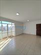 Apartamento à venda no bairro Centro de Londrina com 101.81m<sup>2</sup> útil, 3 quartos, 1 vaga de garagem - Foto 2
