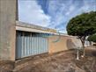 Casa Residencial à venda no bairro Industrial de Londrina com 169m<sup>2</sup> útil, 5 quartos, 2 vagas de garagem - Foto 1
