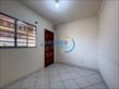 Casa Residencial à venda no bairro Industrial de Londrina com 169m<sup>2</sup> útil, 5 quartos, 2 vagas de garagem - Foto 11