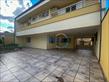 Casa Residencial à venda no bairro Sao Jose de Londrina com 191.57m<sup>2</sup> útil, 4 quartos, 2 vagas de garagem - Foto 2