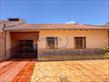 Casa Residencial à venda no bairro Milton Gavetti de Londrina com 126.11m<sup>2</sup> útil, 3 quartos, 2 vagas de garagem - Foto 2