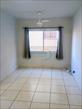 Apartamento à venda no bairro Semiramis Barros Braga de Londrina com 48.63m<sup>2</sup> útil, 2 quartos, 1 vaga de garagem - Foto 2