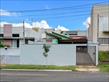 Casa Residencial à venda no bairro Jardim Guararapes de Londrina com 106m<sup>2</sup> útil, 3 quartos, 2 vagas de garagem - Foto 1