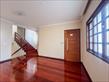 Casa Residencial para locação no bairro Universitario de Londrina com 200m<sup>2</sup> útil, 3 quartos, 2 vagas de garagem - Foto 6