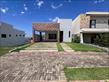 Casa Residencial para locação no bairro Parque Taua de Londrina com 179m<sup>2</sup> útil, 3 quartos, 3 vagas de garagem - Foto 2