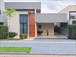 Casa Residencial à venda no bairro Gleba Ribeirao Limeiro de Londrina com 150m<sup>2</sup> útil, 3 quartos, 4 vagas de garagem - Foto 2