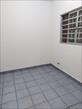 Casa Residencial à venda no bairro Alexandre Urbanas de Londrina com 135m<sup>2</sup> útil, 4 quartos, 2 vagas de garagem - Foto 8