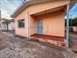 Casa Residencial para locação no bairro Centro de Londrina com 80m<sup>2</sup> útil, 3 quartos, 1 vaga de garagem - Foto 2
