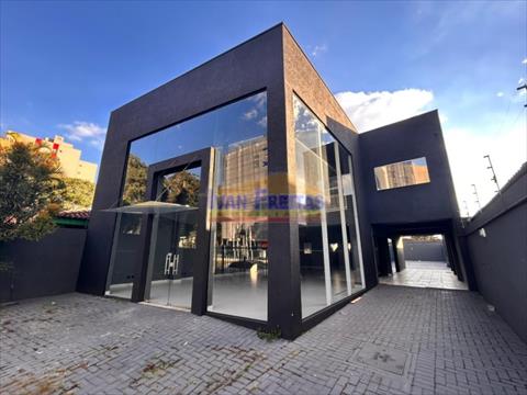 Loja para locacao no Portao em Curitiba com 313m² por R$ 17.600,00