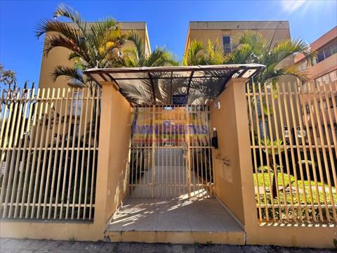 Apartamento para locacao no Agua Verde em Curitiba com 83,9m² por R$ 2.090,00