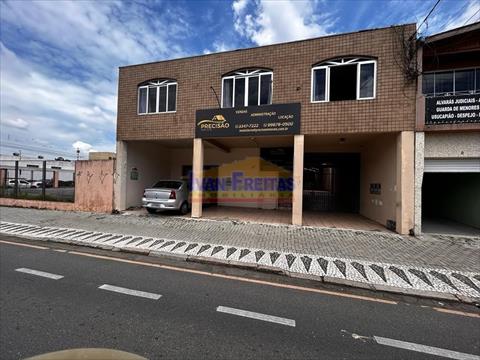 Loja para locacao no Capao Raso em Curitiba com 60m² por R$ 3.480,00