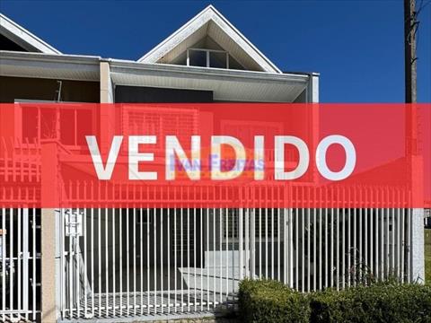 Sobrado para venda no Capao Raso em Curitiba com 165m² por R$ 738.000,00
