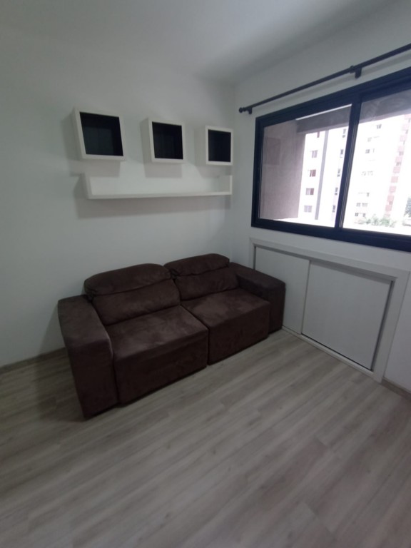 Apartamento para locacao no Cristo Rei em Curitiba com 69,47m² por R$ 2.520,00