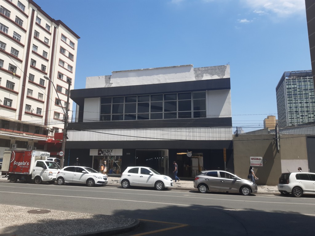 Loja para locacao no Centro em Curitiba com 52,97m² por R$ 4.320,00