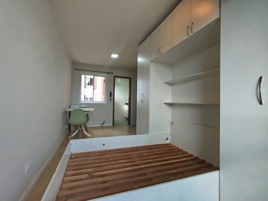 Apartamento para locacao no Batel em Curitiba com 43,37m² por R$ 1.800,00