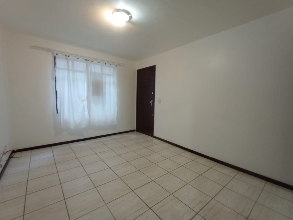 Apartamento para locacao no Sao Francisco em Curitiba com 86,19m² por R$ 1.920,00