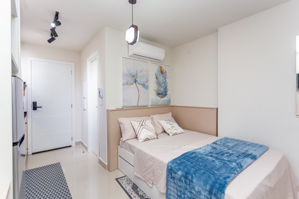 Apartamento para locacao no Centro em Curitiba com 28,77m² por R$ 2.820,00
