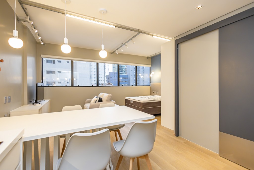 Apartamento para locacao no Batel em Curitiba com 63,1m² por R$ 3.000,00