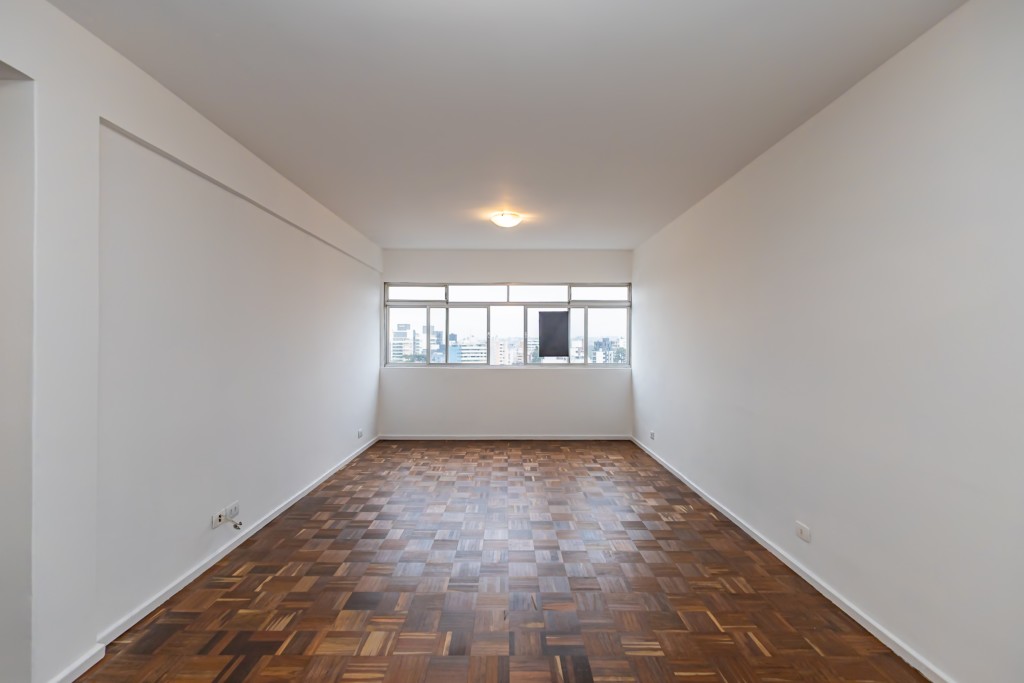 Apartamento para locacao no Ahu em Curitiba com 133,37m² por R$ 3.840,00